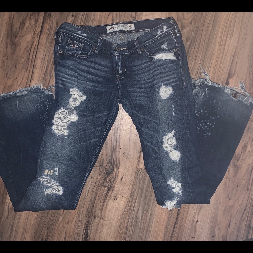 Juniors Hollister Distressed Jeans size 3